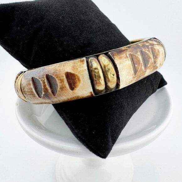 Vintage Hand-Carved Wood Brass Bangle Rustic Statement Bracelet Retro - Picture 8 of 9